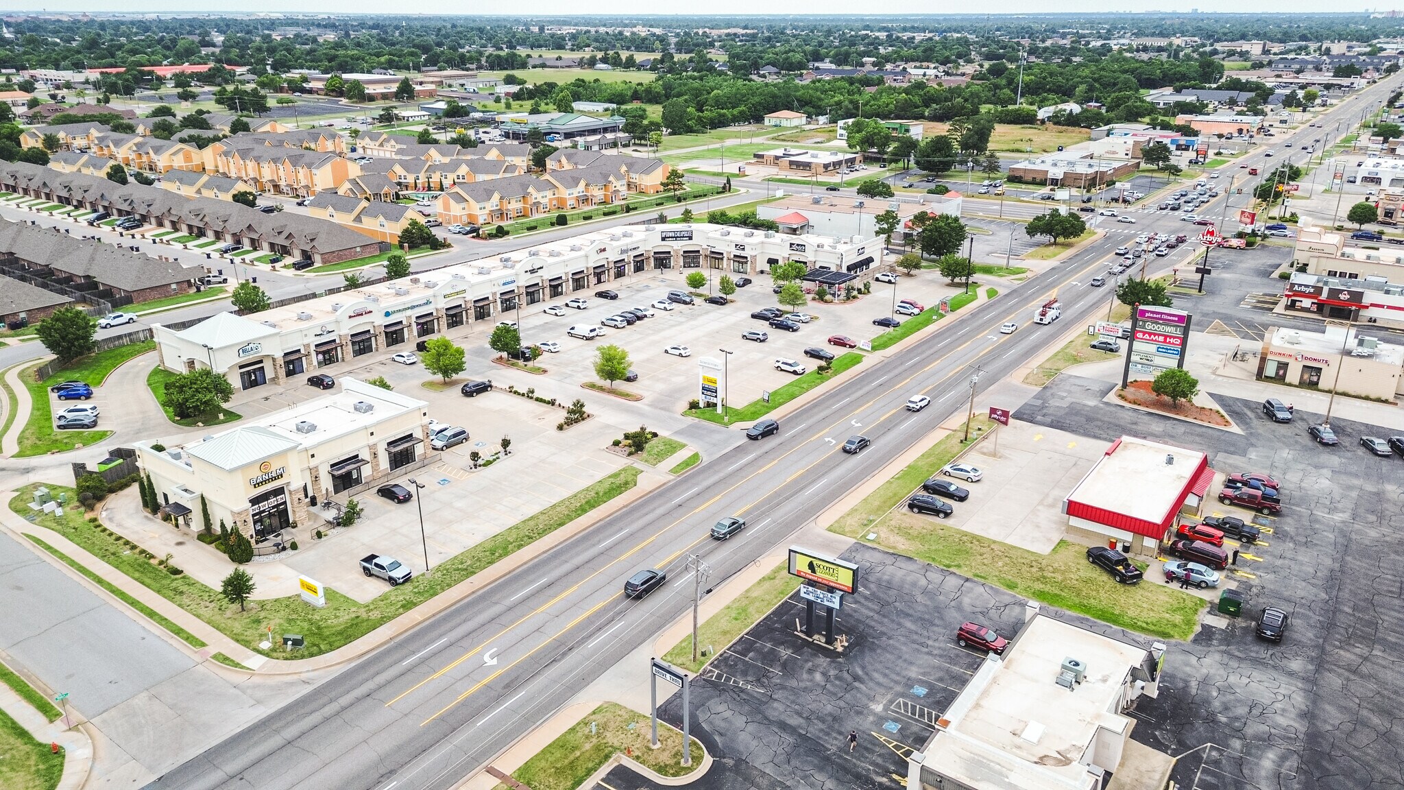 89th & S Western Ave, Oklahoma City, OK à louer Aérien– Image 1 sur 9