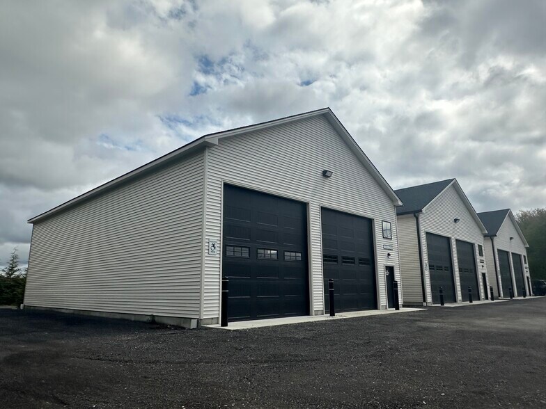 169 Norwich Rd, Plainfield, CT à louer - Photo de l’immeuble – Image 2 sur 7