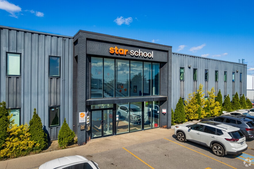 8301 Keele St, Concord, ON à louer - Photo de l’immeuble – Image 2 sur 6