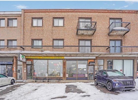 6751-6759 Rue Beaubien E, Montréal, QC à vendre - Photo principale – Image 1 sur 1