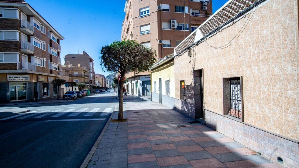 Terrain dans Petrer, Alicante à vendre - Photo de l’immeuble – Image 3 sur 8