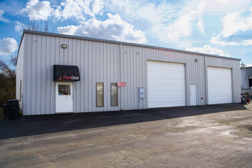 156B Import Cir NW, Huntsville, AL à louer - Photo de l’immeuble – Image 2 sur 12