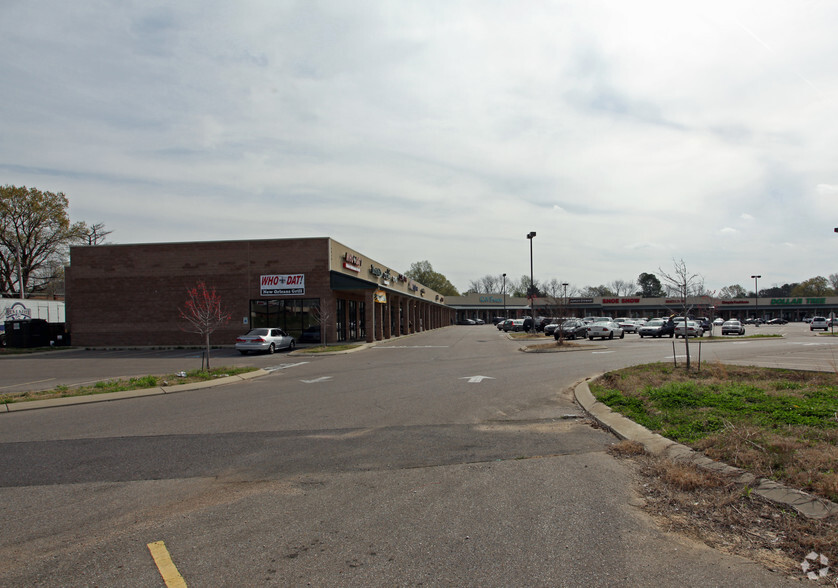 2930 Lamar Ave, Memphis, TN à louer - Photo de l’immeuble – Image 2 sur 3