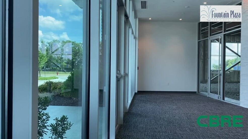 401 SE Plaza Ave, Bentonville, AR à louer - Vidéo sur l’annonce professionnelle – Image 2 sur 4