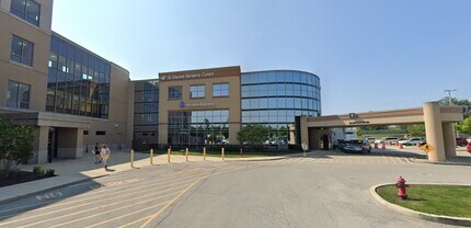 13450 N Meridian St, Carmel, IN à louer Photo intérieure– Image 1 sur 12