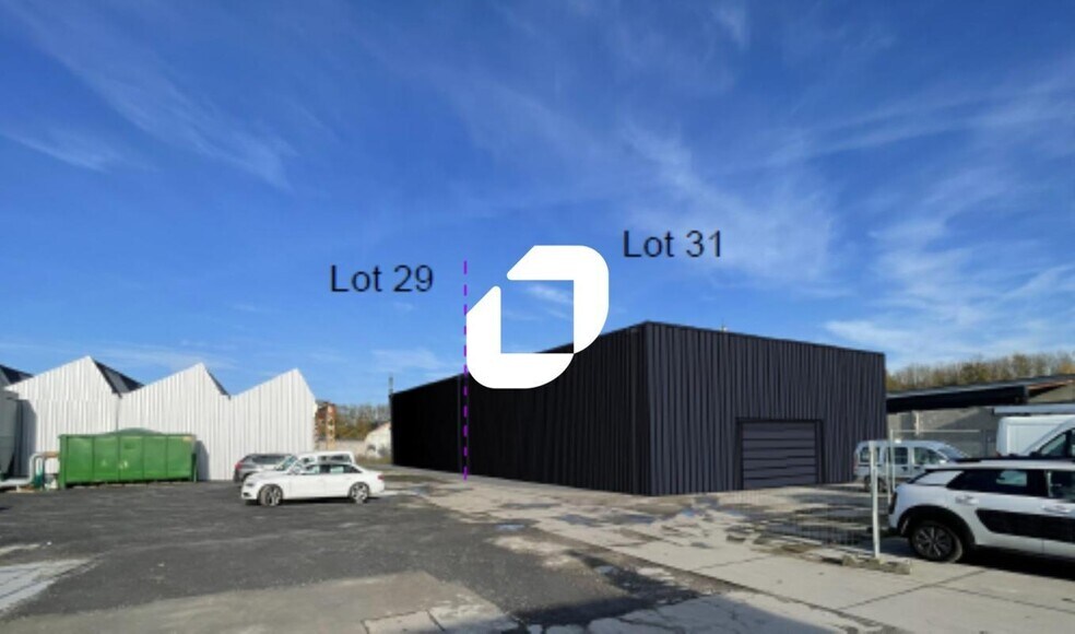 Local d’activités dans Hem à louer - Photo de l’immeuble – Image 1 sur 3