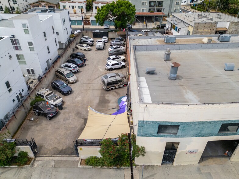 2224 W Temple St, Los Angeles, CA à vendre - Photo de l’immeuble – Image 3 sur 11