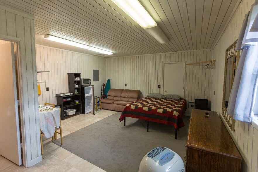 2213 Main St E, Thompson Falls, MT à vendre - Photo principale – Image 2 sur 66