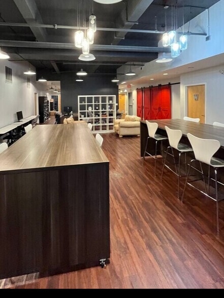 867 Boylston St, Boston, MA à louer - Photo de l’immeuble – Image 3 sur 6