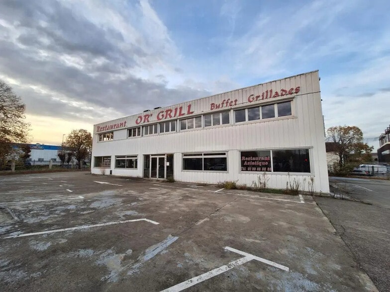Local commercial dans Sartrouville à louer - Photo de l’immeuble – Image 3 sur 4