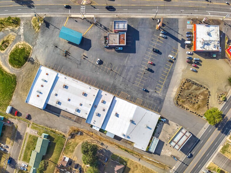 151 N Douglas Blvd, Winston, OR à louer - Photo de l’immeuble – Image 3 sur 25
