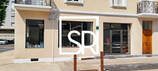 Plus de détails pour Local commercial à vendre