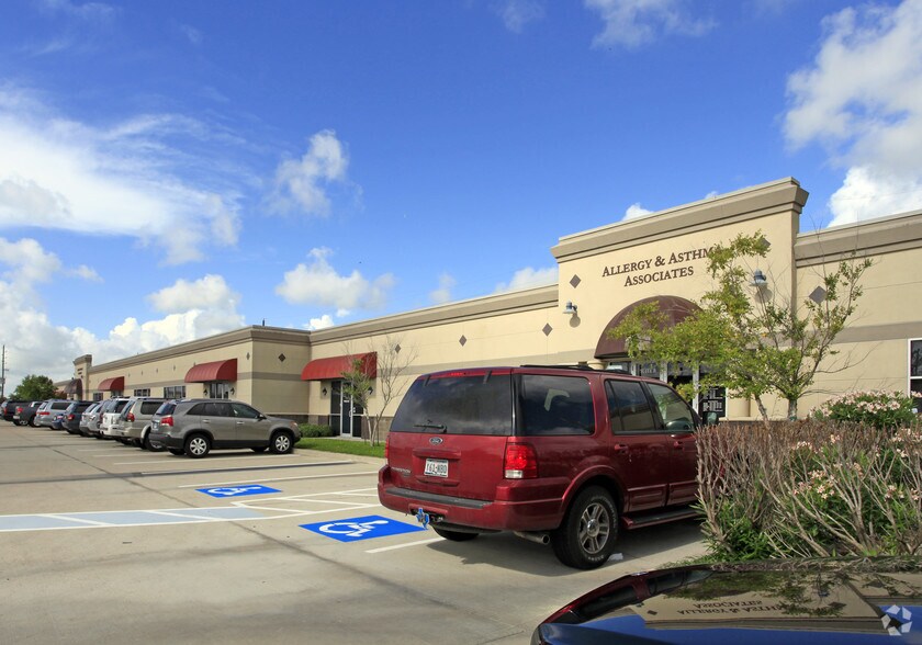 17310-17320 W Grand Pky, Sugar Land, TX à vendre - Photo de l’immeuble – Image 2 sur 3