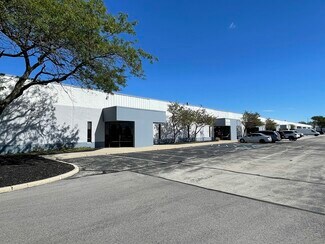Plus de détails pour 5636-5762 W 79th St, Indianapolis, IN - Local d'activités à louer