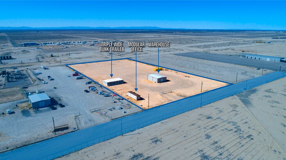463 Blackbird Dr, Pecos, TX à louer - Photo de l’immeuble – Image 3 sur 15