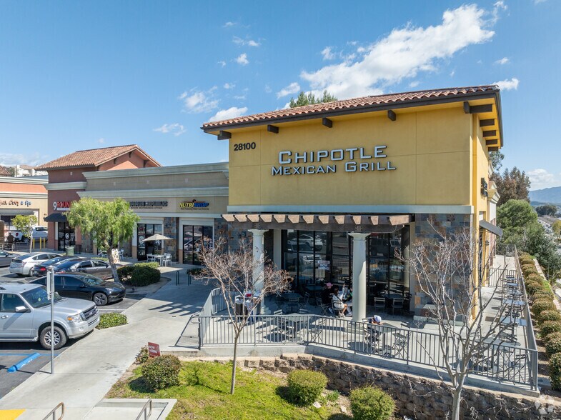 28100-28188 Newhall Ranch Rd, Valencia, CA à louer - Photo de l’immeuble – Image 2 sur 6
