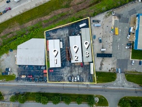 4210 W Morris St, Indianapolis, IN à louer Photo intérieure– Image 1 sur 7