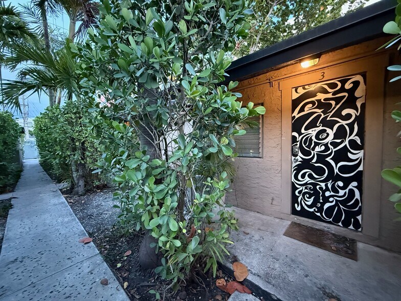 118 NW 24th St, Miami, FL à vendre - Photo de l’immeuble – Image 2 sur 9