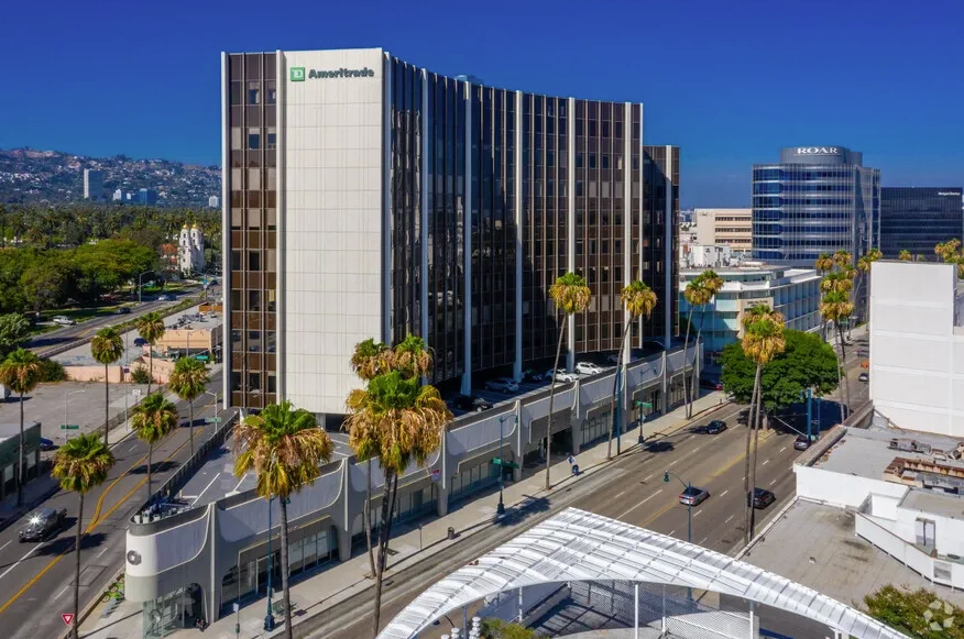 9777 Wilshire Blvd, Beverly Hills, CA à louer - Aérien – Image 2 sur 16