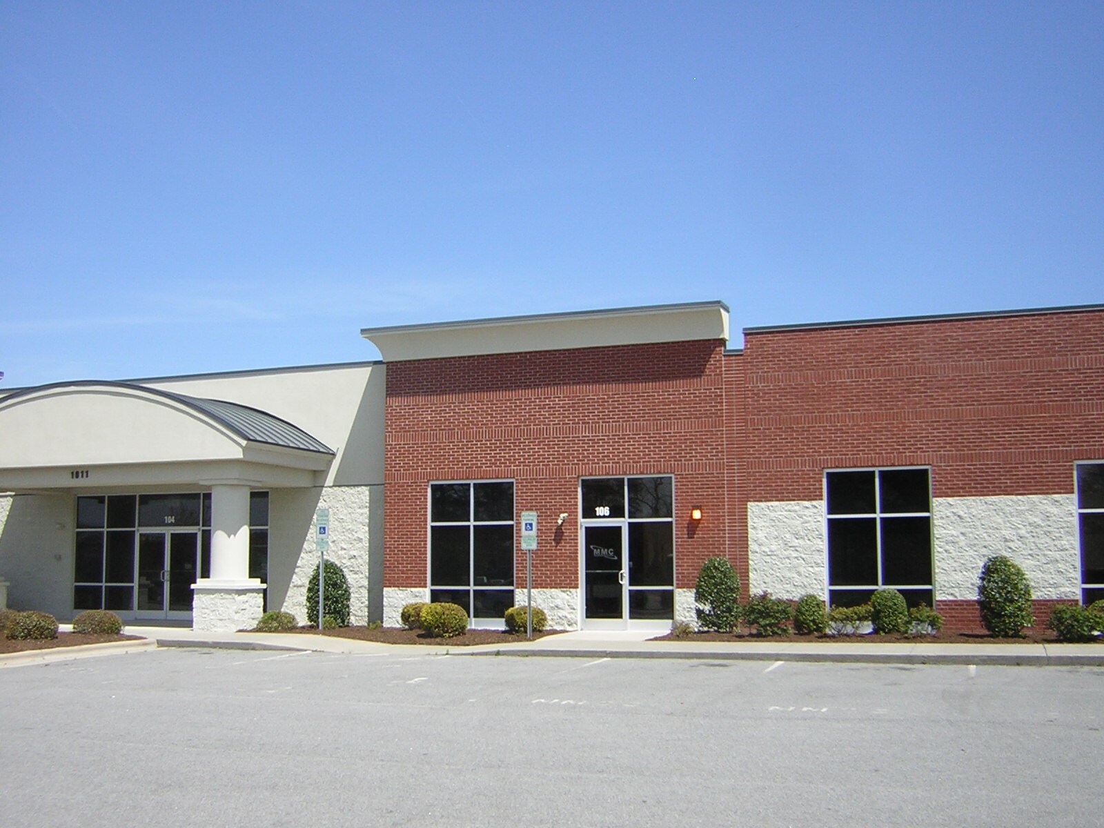 1011 Wh Smith Blvd, Greenville, NC à louer Photo principale– Image 1 sur 22