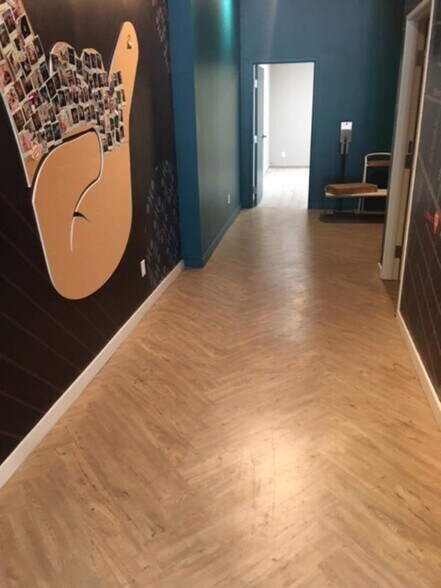2350 Guadalupe St, Austin, TX à louer - Photo intérieure – Image 2 sur 5