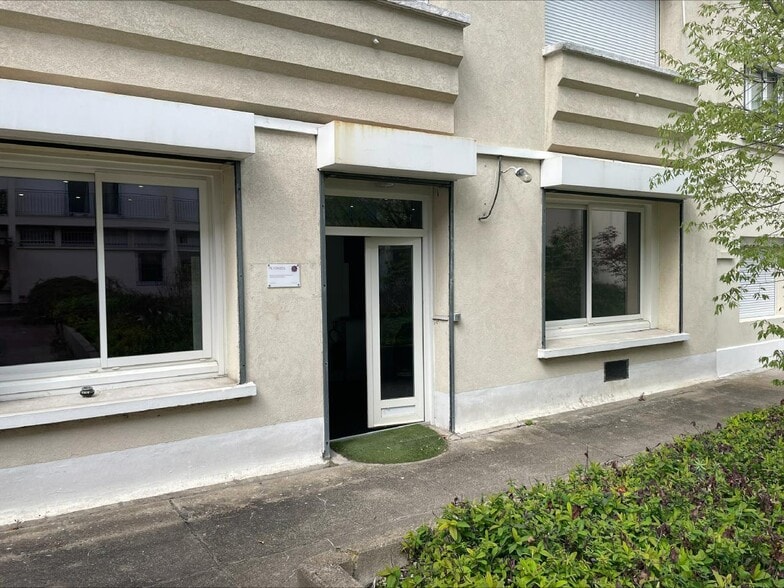 41 Rue Aristide Briand, Levallois-Perret à louer - Photo de l’immeuble – Image 1 sur 8