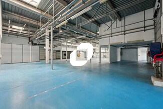 Plus de détails pour 122-130 Rue Marcel Hartmann, Ivry-sur-Seine - Local d'activités à louer