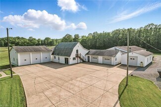 Plus de détails pour 4085 / 4086 State Route 422, Southington, OH - Local d’activités à vendre