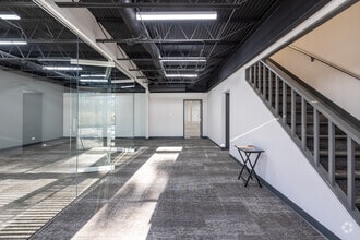 14 Inverness Dr E, Englewood, CO à louer Photo intérieure– Image 1 sur 13