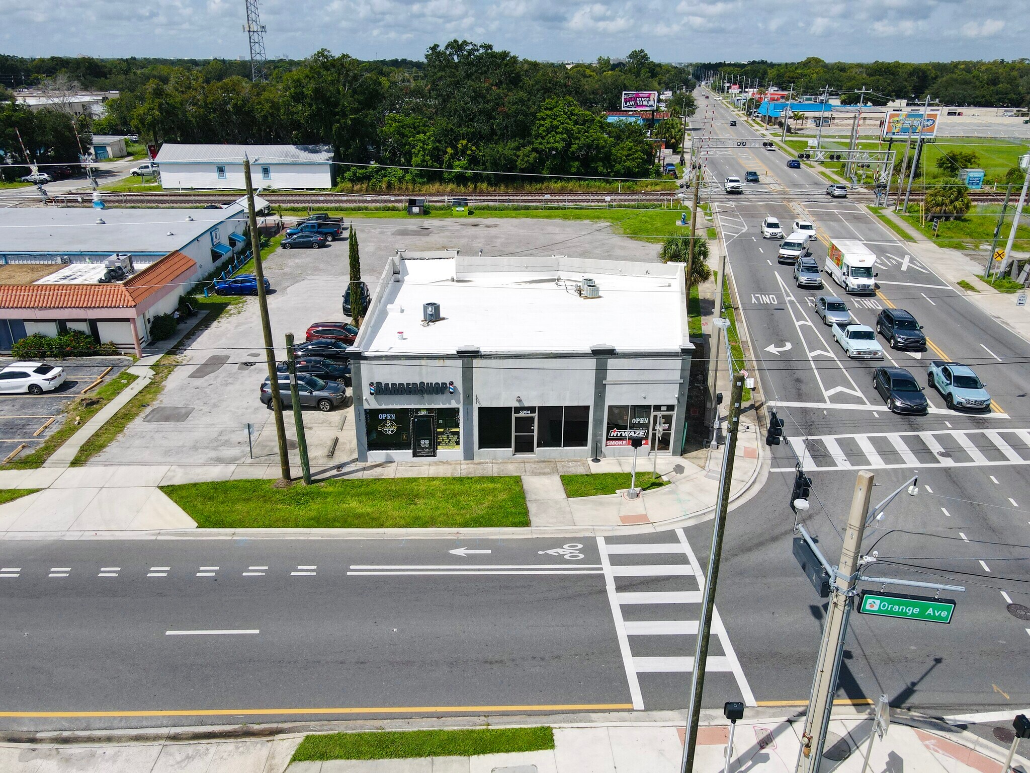 5904-5908 S Orange Ave, Orlando, FL à louer Photo de l’immeuble– Image 1 sur 14