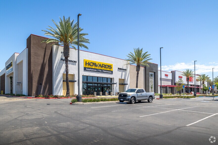 39837 Alta Murrieta Dr, Murrieta, CA à vendre - Photo de l’immeuble – Image 2 sur 6