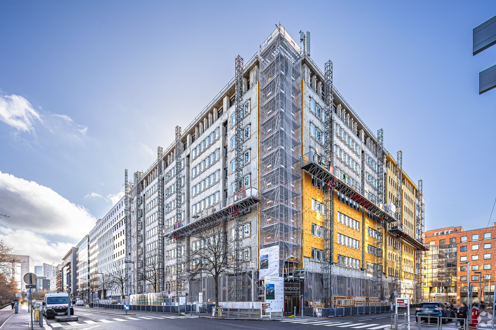 93 Rue Des 3 Fontanot, Nanterre à louer Photo principale– Image 1 sur 4