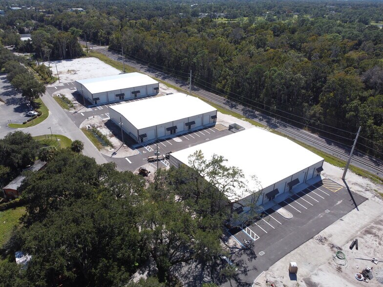 774 Parque, Holly Hill, FL à louer - Photo de l’immeuble – Image 1 sur 9