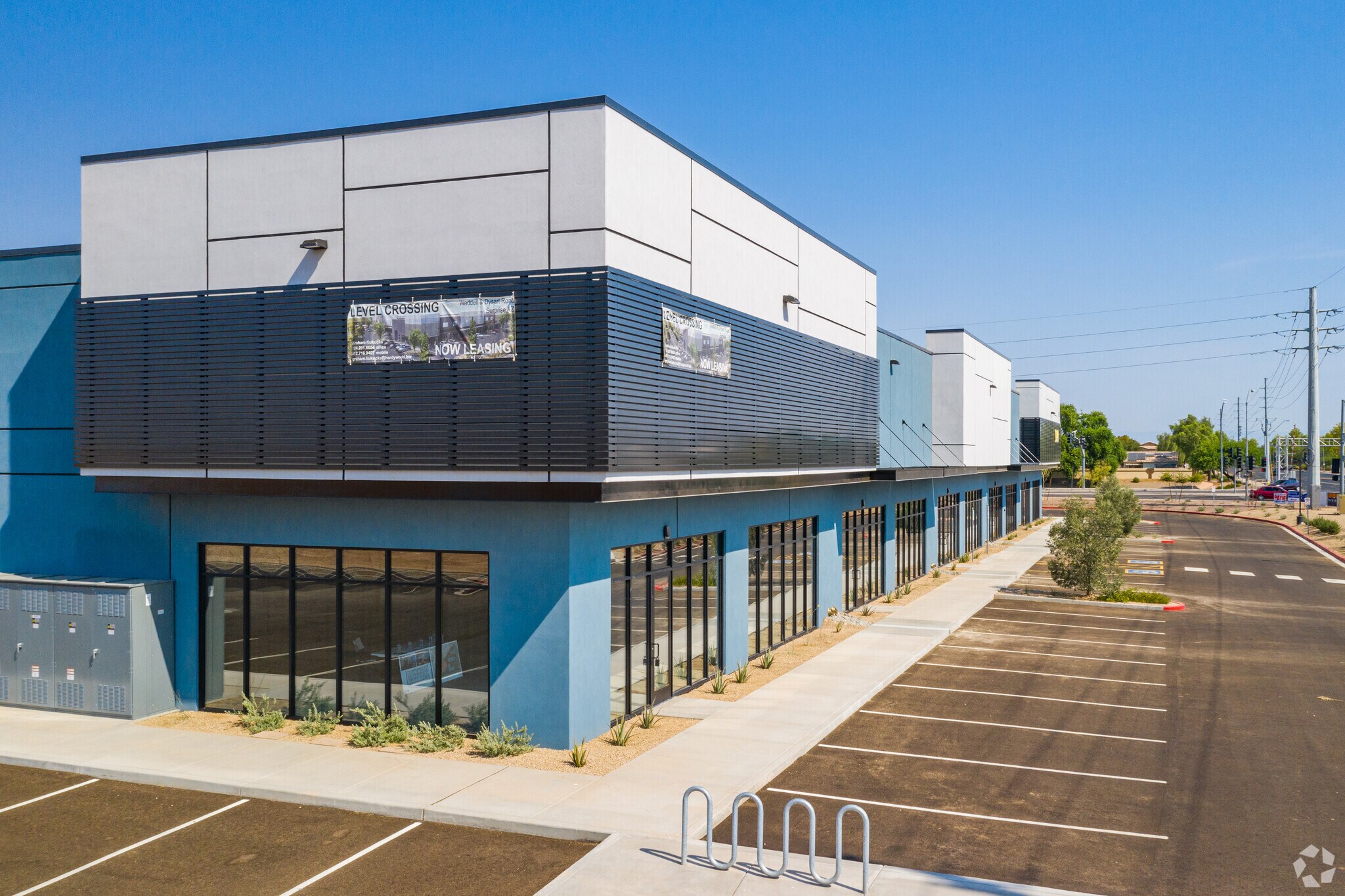 13700 N Dysart Rd, Surprise, AZ à louer Photo principale– Image 1 sur 14