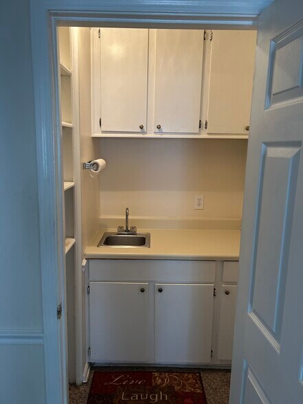 588 NE Seminole Dr, Marietta, GA à louer - Photo intérieure – Image 3 sur 7