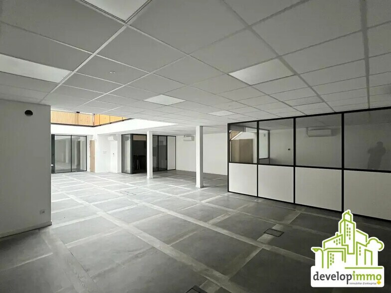 Bureau dans Caen à louer - Photo intérieure – Image 3 sur 8