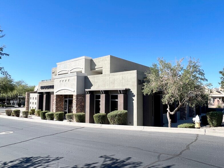 1345 E Chandler Blvd, Phoenix, AZ à vendre - Photo de l’immeuble – Image 2 sur 14