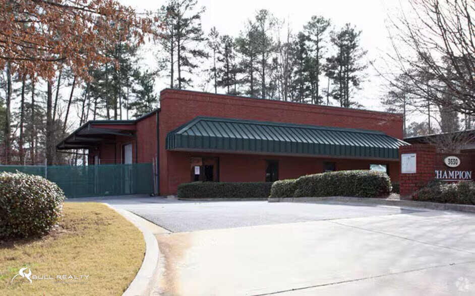 3630 Hewatt Ct, Snellville, GA à louer - Photo de l’immeuble – Image 2 sur 9