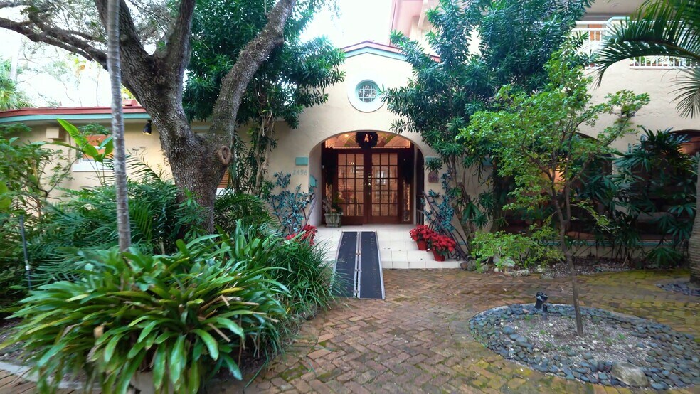 2496-2490 ABACO AVE portefeuille de 2 biens à vendre sur LoopNet.fr - Vidéo sur l’annonce professionnelle – Image 3 sur 53