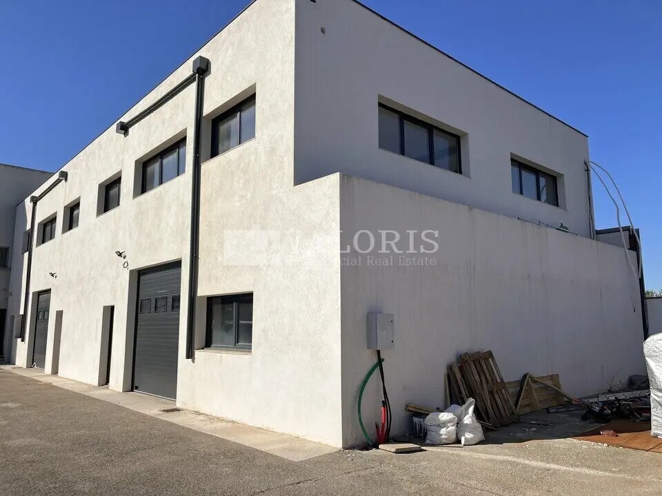 10 Rue Guy De Maupassant, Les Pennes-Mirabeau à louer Photo de l’immeuble– Image 1 sur 9