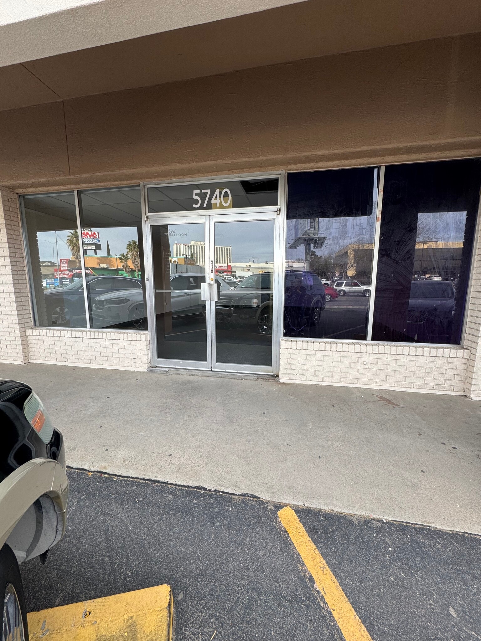 5730-5750 Trowbridge, El Paso, TX à louer Photo intérieure– Image 1 sur 13