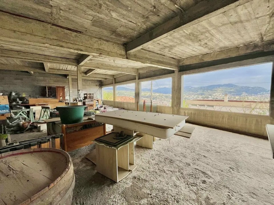 Industriel/Logistique dans Nice à louer Photo intérieure– Image 1 sur 5