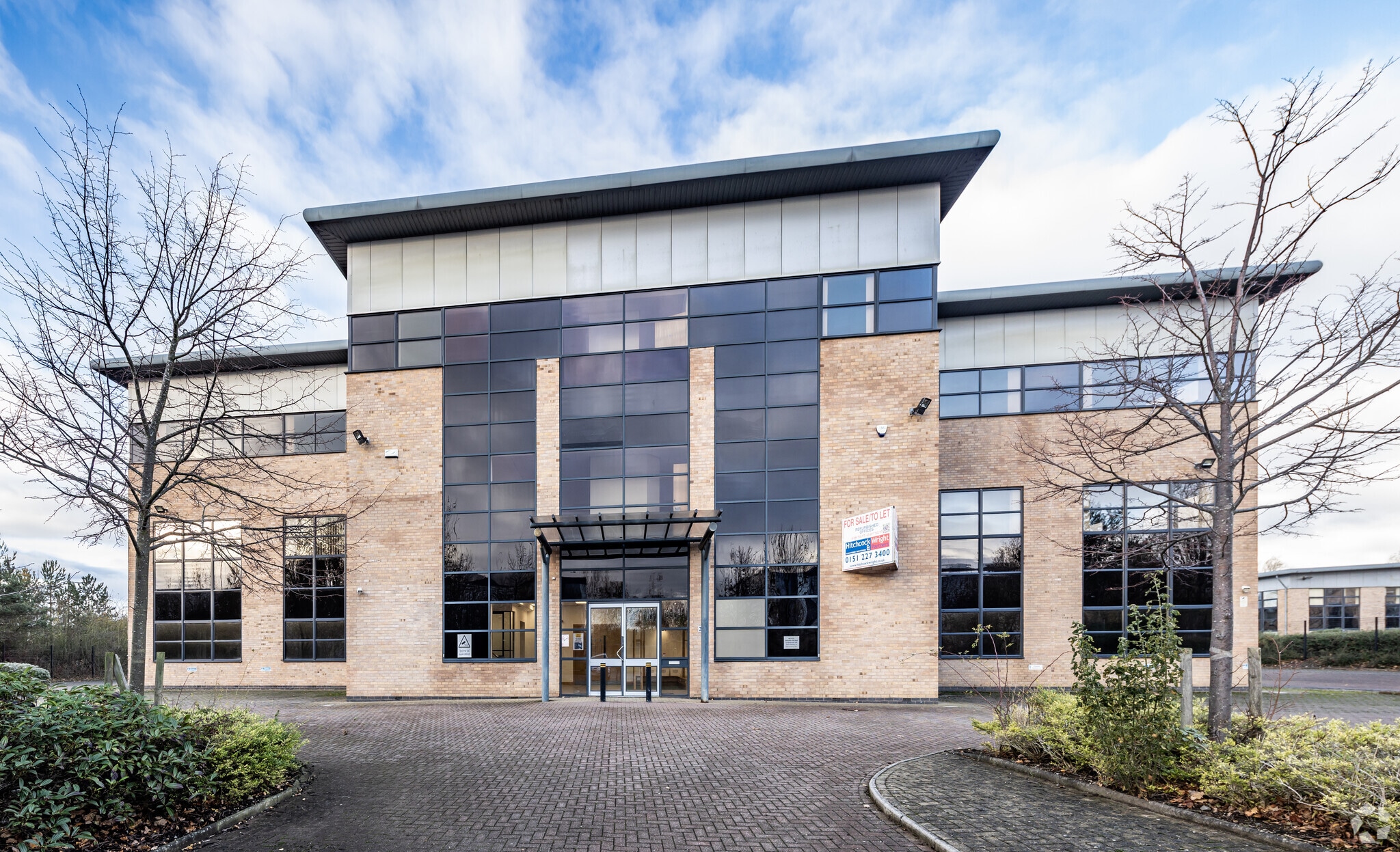 Estuary Boulevard, Liverpool à louer Photo principale– Image 1 sur 4