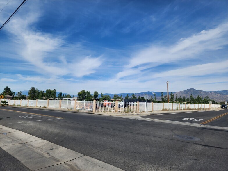 1201 Opal Avenue, Mentone, CA à vendre - Photo de l’immeuble – Image 2 sur 2