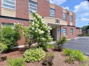 281 Cambridge St, Burlington, MA à vendre Photo de l’immeuble– Image 1 sur 18