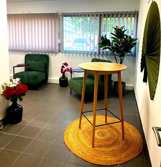 Bureau dans Montpellier à louer - Photo de l’immeuble – Image 3 sur 3