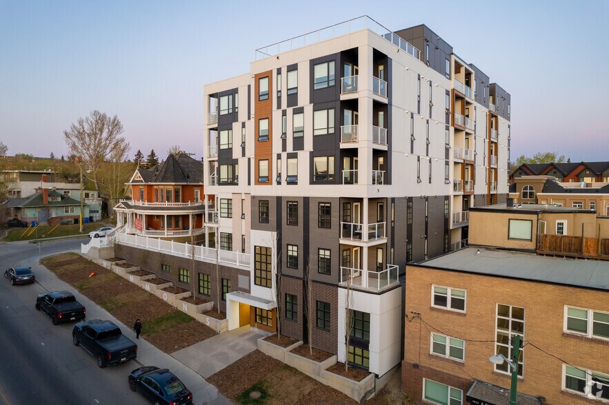 1420 19 Av SW, Calgary, AB à louer - Photo de l’immeuble – Image 2 sur 14