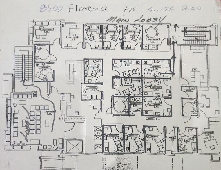 8500 Florence Ave, Downey, CA à louer - Plan d’étage type – Image 2 sur 5