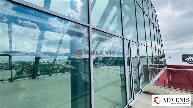 Bureau dans Bordeaux à vendre - Photo de l’immeuble – Image 3 sur 8