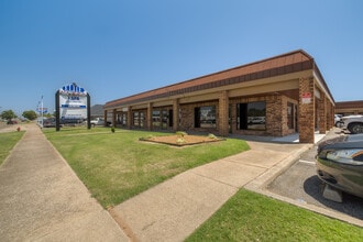 1005 N Flood Ave, Norman, OK à louer Photo intérieure– Image 2 sur 36